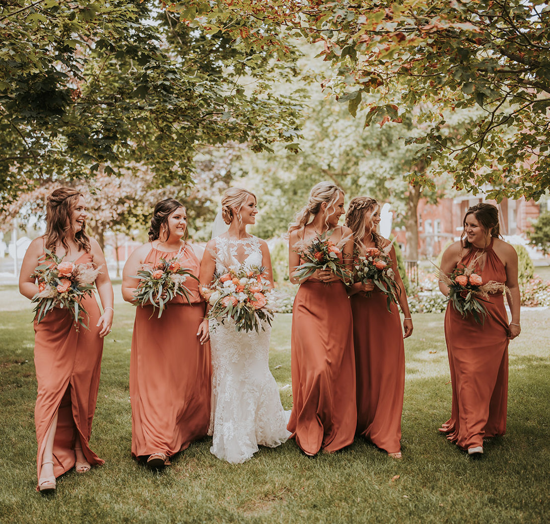 bride and her bridesmaids on wedding day